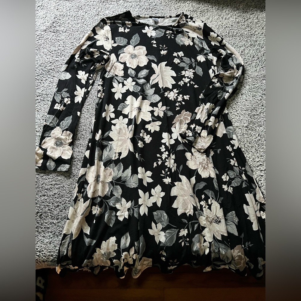 Small Old Navy dress